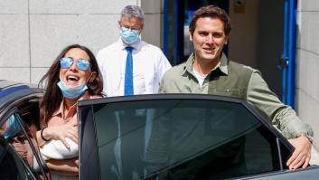 Las primeras imágenes de Albert Rivera y Malú junto a su hija Lucía