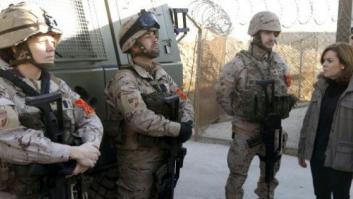 Santamaría sustituye a Rajoy en la visita navideña a las tropas en Afganistán (FOTOS)