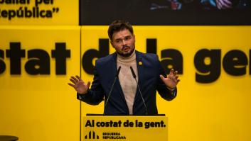 Rufián comparte este irónico mensaje sobre la suspensión del sello del PCE y arrasa al momento