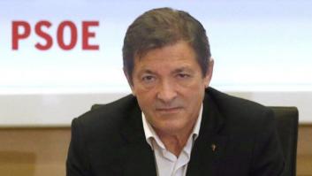 Fernández agradece estos "duros" años a Sánchez y confía en no repetir el bochorno del sábado