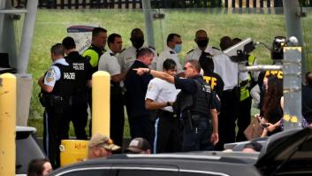 El atacante en el Pentágono apuñaló al policía fallecido y después "se pegó un tiro"