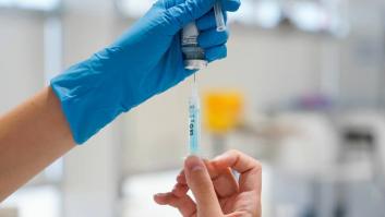 Asturias se convierte en la primera comunidad con más del 70% de su población inmunizada