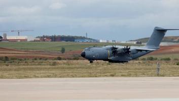 El Gobierno mandará este lunes dos aviones a Dubái para repatriar a los españoles y traductores afganos de Afganistán