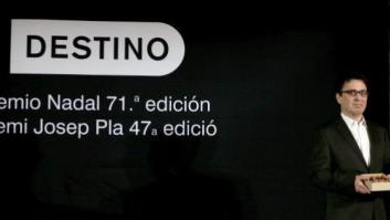 El escritor zamorano José C. Vales gana el 71 premio Nadal de novela
