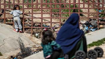 El Gobierno acepta repatriar a las esposas e hijos españoles de los yihadistas del ISIS