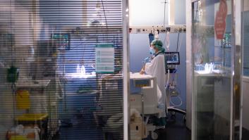 La incidencia acumulada baja 20 puntos y Sanidad registra 144 muertes y 11.956 contagios