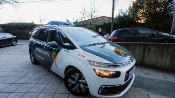 Un grupo de jóvenes agreden y humillan a un hombre con discapacidad y lo cuelgan en las redes