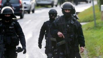 EN DIRECTO: Tiroteo en el noroeste de París y los sospechosos toman rehenes, según AFP