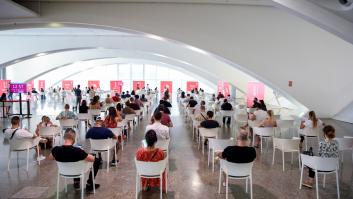 La incidencia en España vuelve a bajar de los 300