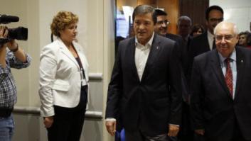 La carrera exprés del PSOE hacia la abstención