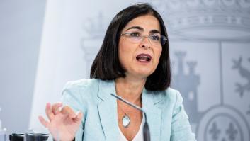 Darias apunta que los pacientes trasplantados y oncológicos tendrán tercera dosis