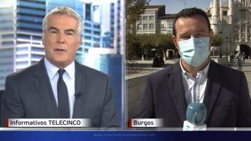 Aparece por detrás y nadie lo vio venir: el desagradable grito que se escuchó en Informativos Telecinco