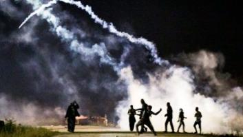 Disturbios en el campamento de Calais antes de su desmantelamiento