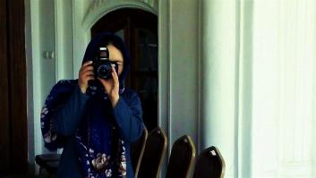 Miedo, exilio y censura: la realidad de los periodistas afganos tras la retirada internacional