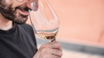 El drama de ser catador y quedarse sin olfato por Covid: "Dije 'dios mío, qué va a ser de mí'"