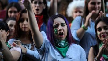 La cesárea a una niña violada reaviva el debate sobre el aborto en Argentina