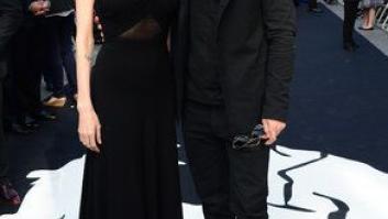 Angelina Jolie era la estrella de esta alfombra roja pero todas las miradas se fueron a otro lado