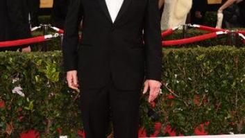 SAG Awards 2015: El patinazo de Naomi Watts por culpa del vestido de Emma Stone (VÍDEO)