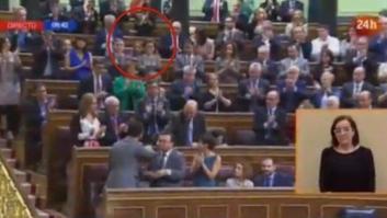 Una diputada sevillana carga contra Susana Sumelzo por no aplaudir