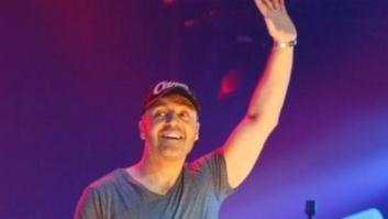 Juan Camus pide el apoyo del público durante su actuación y pasa esto