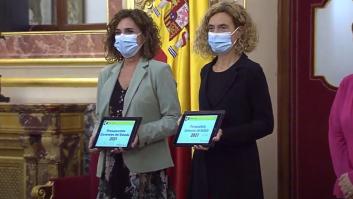 Montero entrega los presupuestos a Batet en el Congreso