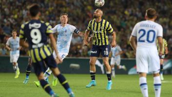 Bochorno internacional: los seguidores del Fenerbahçe gritan el nombre de Putin tras encajar un gol del Dinamo de Kiev