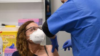 Las cuentas del ensayo clínico para combinar vacunas no salen: los hospitales piden más voluntarios