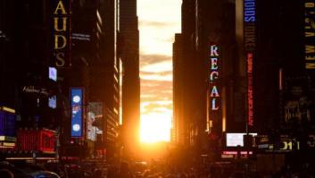 Los fotones del segundo (y último) Manhattanhenge de 2016