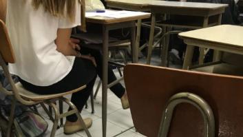 Desata la incredulidad y el cabreo al revelar lo que se encontró en un pupitre en una universidad privada