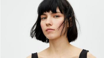 "¿Pecho grande?": el llamativo titular sobre esta nueva modelo de Pull & Bear
