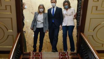 Tenía todos los focos puestos en ella: así ha actuado Álvarez de Toledo en el aplauso a Casado