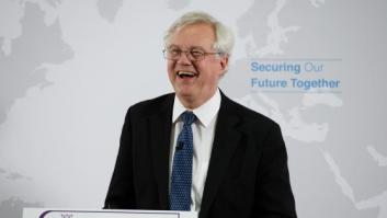 Dimite el ministro británico para el Brexit por su oposición al plan de Theresa May
