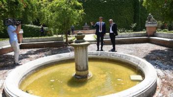 Sánchez le enseña a Torra en Moncloa la fuente de las citas secretas de Machado y Guiomar