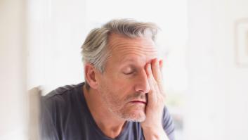 Vota por su mujer y obliga a cerrar el colegio electoral una hora más tarde