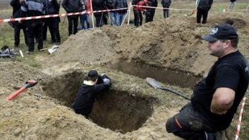 Trencin (Eslovaquia) celebra el campeonato internacional de cavar tumbas