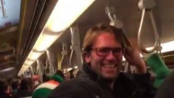 La afición irlandesa se encuentra al doble de Jürgen Klopp y pasa esto