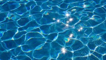 Un niño de 9 años se ahoga en una piscina y reacciona tras una hora de reanimación