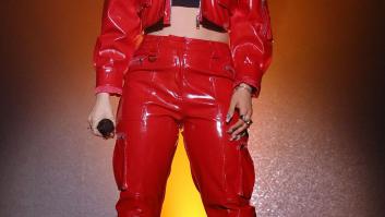 La historia detrás del detalle más comentado de esta foto de Rosalía