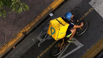 Críticas al cofundador de Glovo por estas palabras sobre sus trabajadores