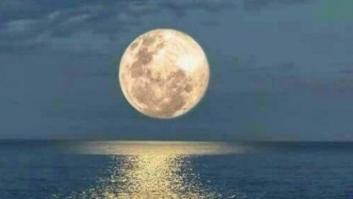 La falsa superluna sobre Cadaqués de Pilar Rahola que desata el cachondeo en Twitter