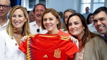 Cospedal, contra Casado: la juventud "no supone regeneración" y "próximo" a Aznar