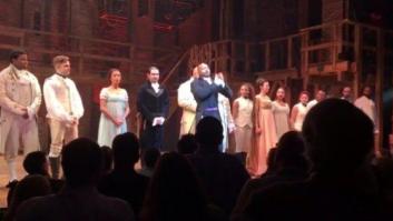 El futuro vicepresidente de EEUU va al teatro y al final de la obra ocurre esto