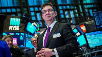 El CEO de Pfizer vendió acciones por 5,6 millones de dólares el día del anuncio de la vacuna