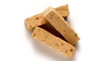 Esta tableta gigante de turrón de Jijona equivale a 48 de las normales