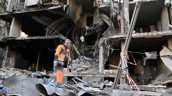 Muere la periodista ucraniana Vira Hyrych en el último ataque ruso sobre Kiev