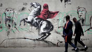 Banksy reaparece en París con seis grafitis de apoyo a los refugiados