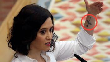 Qué significa el tatuaje de Isabel Díaz Ayuso