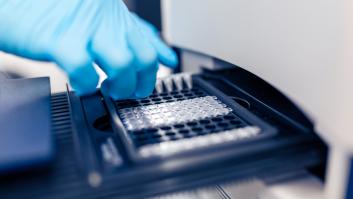 Un virus salva a un hombre de una infección bacteriana resistente a los antibióticos