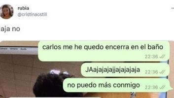 Le dice por WhatsApp que está encerrada en el baño y la respuesta es de lo más inesperada