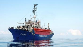 España contacta con Malta, Italia y Francia para el auxilio del 'Lifeline', con 224 migrantes a bordo